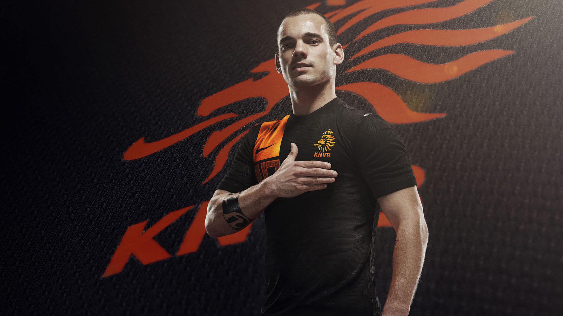 梅西第八次荣膺金球奖 刷新历史纪录再创足坛传奇